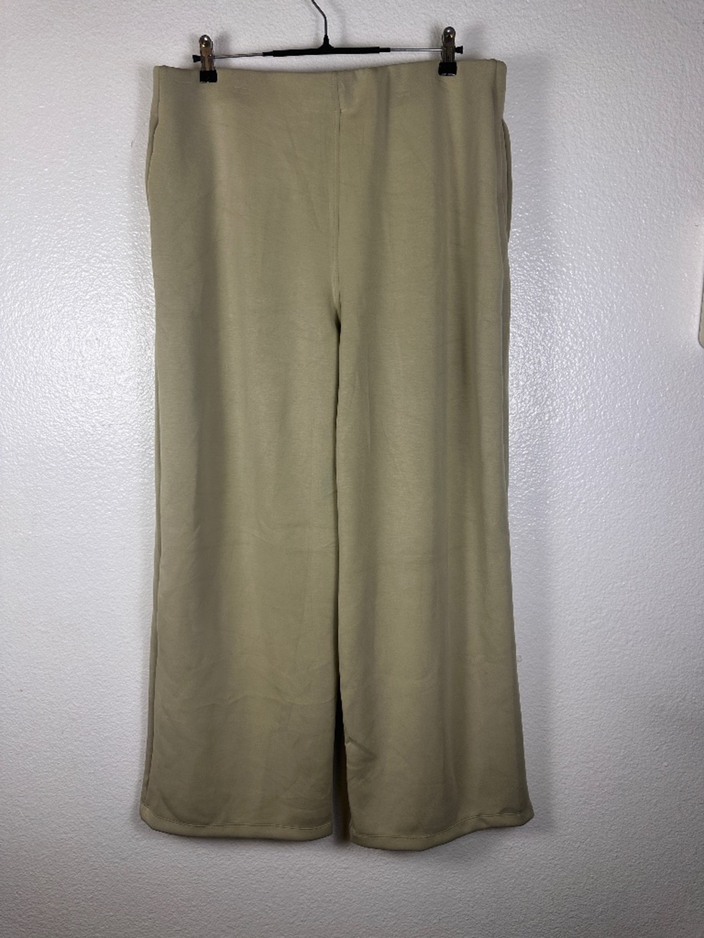 A New Day Women's Wide Leg Sweat Pants. Sz XXL.